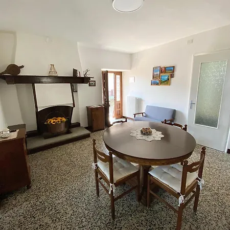 Casa Ermy דירה *