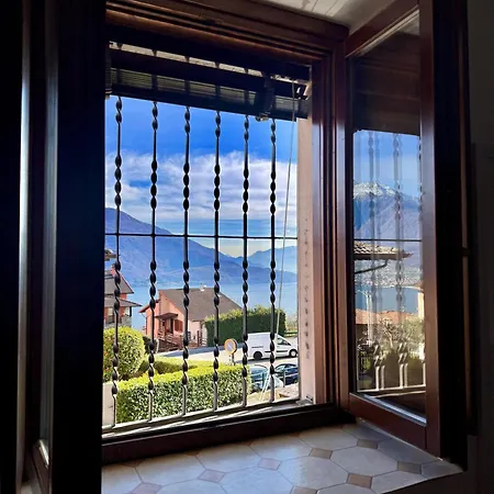 Casa Ermy Apartment Vercana