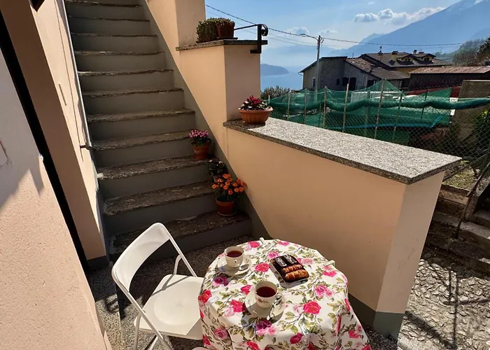 Casa Ermy * Vercana